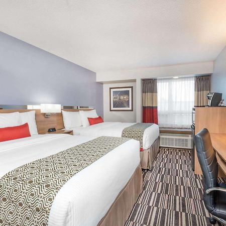 Microtel Inn & Suites By Wyndham Съдбъри Екстериор снимка