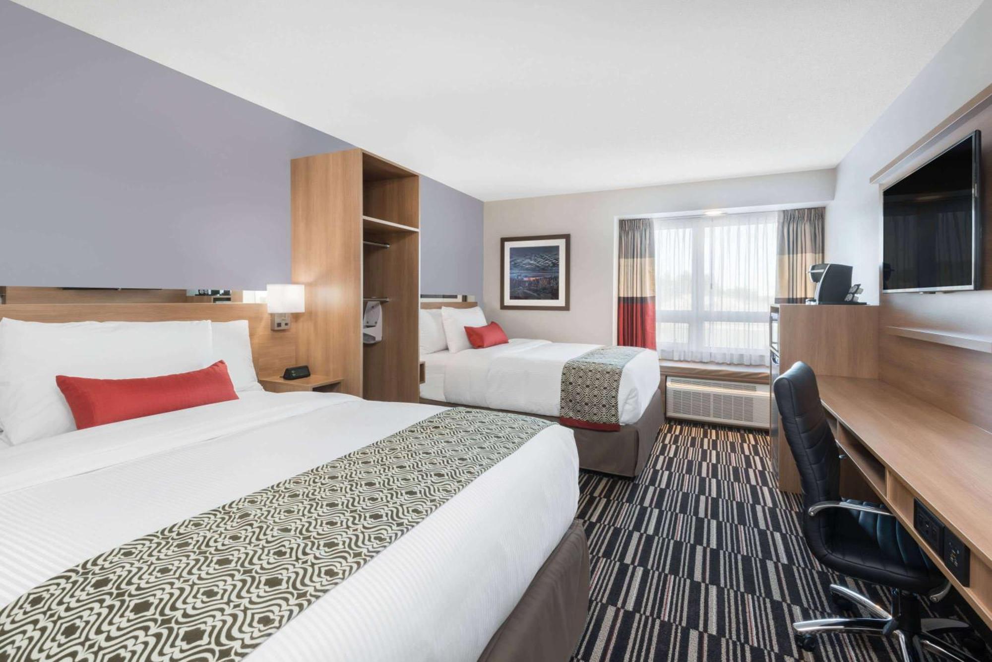 Microtel Inn & Suites By Wyndham Съдбъри Екстериор снимка